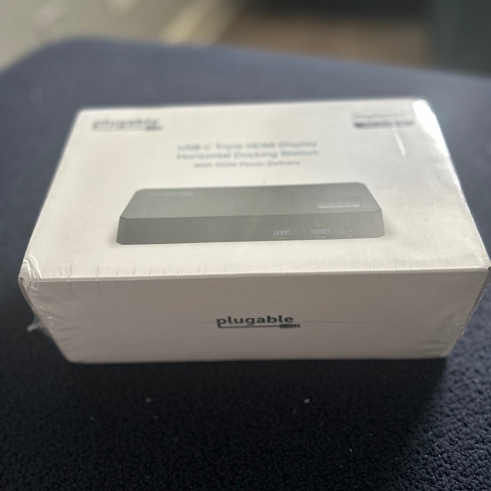 USB-C triple HDMI Display